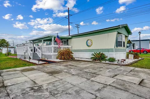 1505 Gardenia Ave, North Myrtle Beach, SC 29582