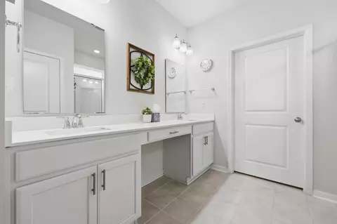 Bath - 5010 Oat Fields Dr, Myrtle Beach, SC 29588 photo 1 of 3