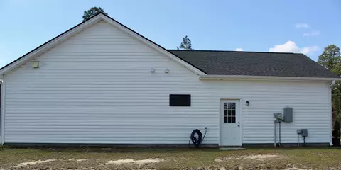 Exterior - 1066 Fox Bay Rd, Loris, SC 29569 photo 13 of 16