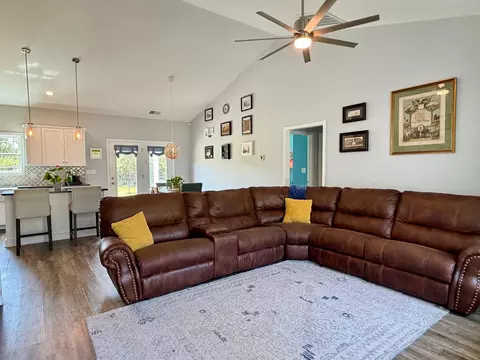 Living - 1066 Fox Bay Rd, Loris, SC 29569 photo 1 of 2