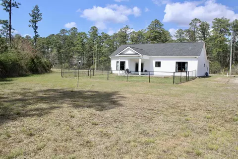 Exterior - 1066 Fox Bay Rd, Loris, SC 29569 photo 15 of 16