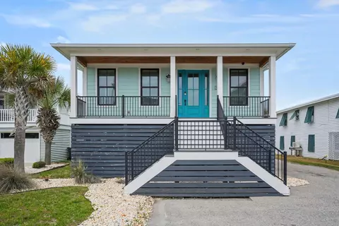 242 Dogwood Dr S, Murrells Inlet, SC 29576