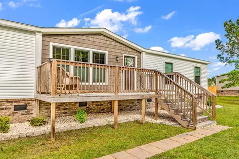 286 Samuel Rd, Loris, SC 29569