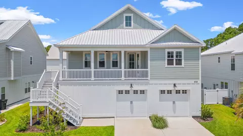 70 Newt Pl, Pawleys Island, SC 29585