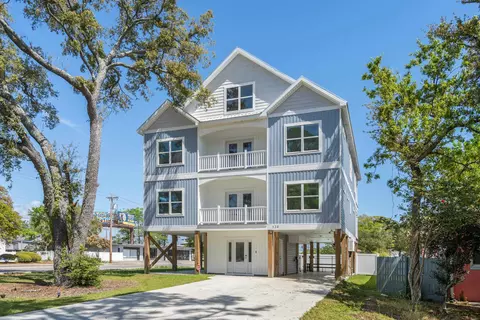 520 28th Ave N, Myrtle Beach, SC 29577