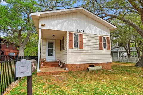 3166 1st Ave S, Murrells Inlet, SC 29576