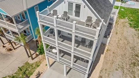 1211 N Waccamaw Dr, Murrells Inlet, SC 29576