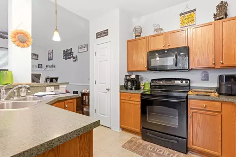 Kitchen - 310 Kiskadee Loop #6F, Conway, SC 29526 photo 2 of 4