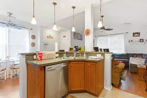 Kitchen - 310 Kiskadee Loop #6F, Conway, SC 29526 photo 3 of 4