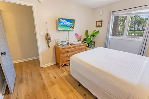 Bedroom - 203 Double Eagle Dr #B-1, Myrtle Beach, SC 29575 photo 6 of 8