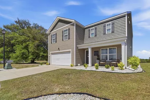 714 Woodland Farms Cir, Aynor, SC 29511