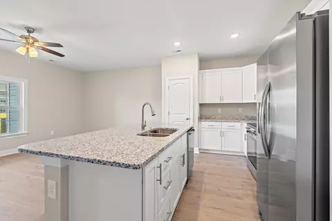 Kitchen - 346 Kiskadee Loop #E, Conway, SC 29526 photo 1 of 3