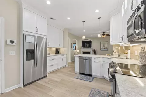 Kitchen - 200 Simplicity Dr, Murrells Inlet, SC 29576 photo 4 of 6