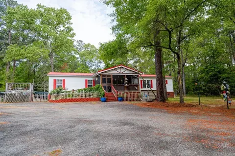120 Honeymoon Ln, Saint Stephen, SC 29479
