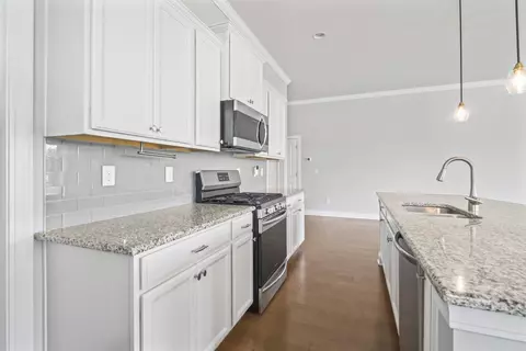 Kitchen - 105 Bucky Loop, Murrells Inlet, SC 29576 photo 4 of 6