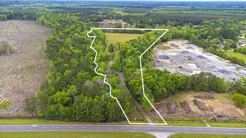 8946 Highmarket St, Georgetown, SC 29440