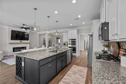 Kitchen - 264 Switchgrass Loop, Little River, SC 29566 photo 2 of 4
