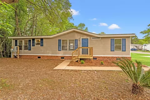 160 Saint Christopher Cir, Pawleys Island, SC 29585