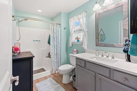 Bath - 1640 Hack Ct, Surfside Beach, SC 29575 photo 1 of 3
