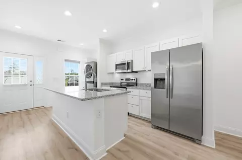 Kitchen - 116 Kingsbury Loop #C, Conway, SC 29526 photo 2 of 3