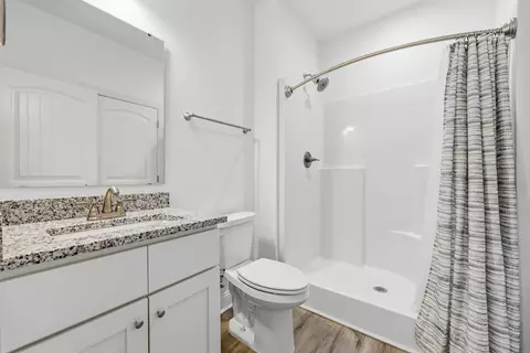 Bath - 116 Kingsbury Loop #C, Conway, SC 29526 photo 3 of 4