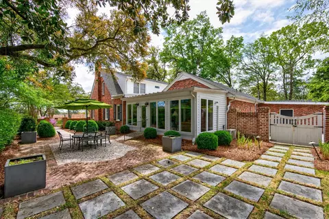 Exterior - 331 E Bay St, Georgetown, SC 29440 photo 5 of 6