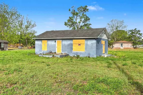 530 S Church St, Lake City, SC 29560