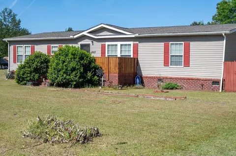 2007 Venus Ct, Loris, SC 29569