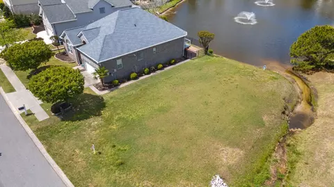 1709 Crosswinds Ave, North Myrtle Beach, SC 29582
