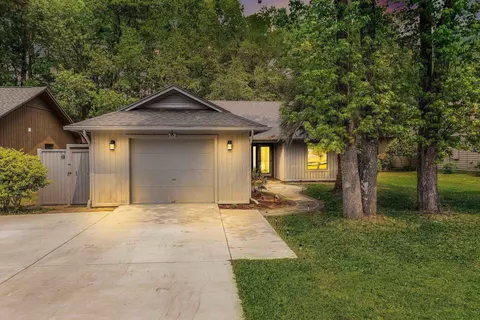 103 Hickory Dr, Conway, SC 29526