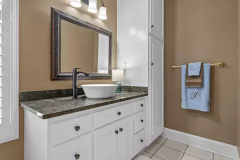 Bath - 3581 Highway 319 E, Conway, SC 29526 photo 5 of 6