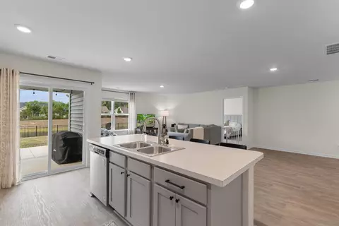 Kitchen - 179 Pine Forest Dr, Conway, SC 29526 photo 6 of 6