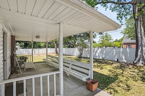 Exterior - 4375 Thomas St, Loris, SC 29569 photo 5 of 9
