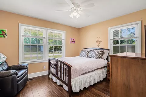 Bedroom - 4375 Thomas St, Loris, SC 29569 photo 3 of 4