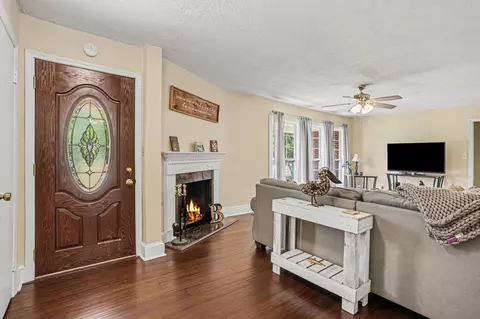 Entry Way - 4375 Thomas St, Loris, SC 29569 photo 1 of 1