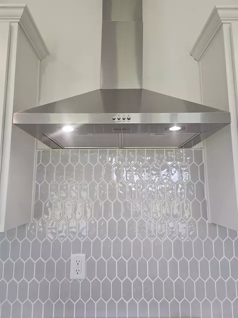 Kitchen - 157 River Birch Dr, Loris, SC 29569 photo 2 of 6