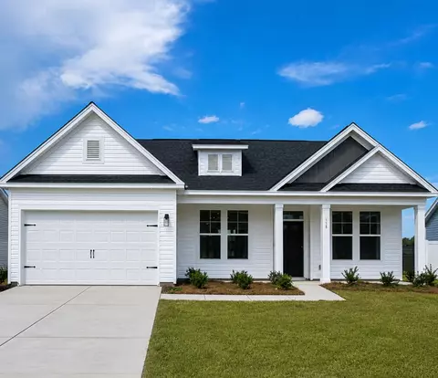 158 River Birch Dr, Loris, SC 29569