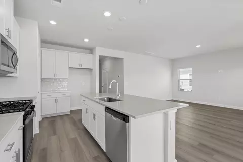 Kitchen - 1009 Lauryn Oak Loop, Longs, SC 29568 photo 1 of 4