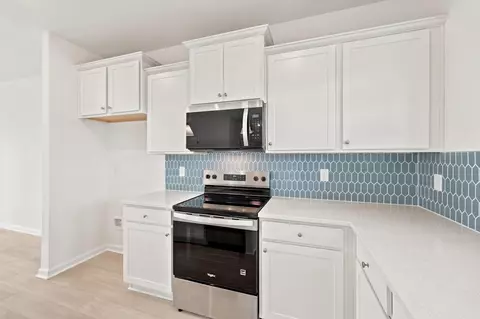 Kitchen - 161 River Birch Dr, Loris, SC 29569 photo 2 of 4