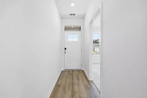 Entry Way - 176 River Birch Dr, Loris, SC 29569 photo 2 of 5
