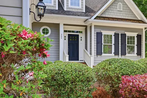 304 Hunters Oak Ct, Pawleys Island, SC 29585