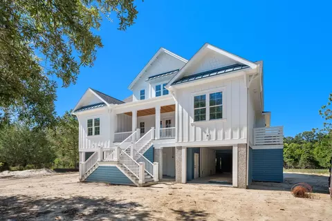 292 Colony Club Dr, Georgetown, SC 29440