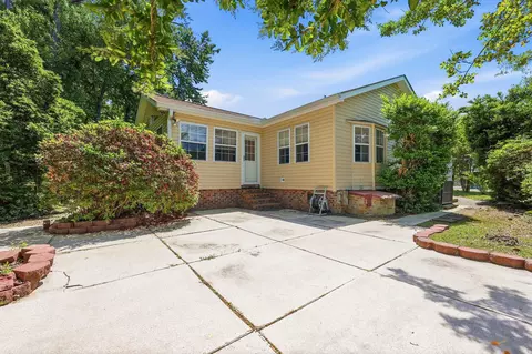 613 Reef Ct, Myrtle Beach, SC 29588