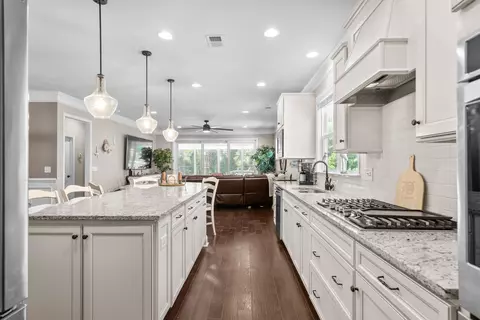 Kitchen - 526 Carnaby Loop, Myrtle Beach, SC 29579 photo 6 of 6