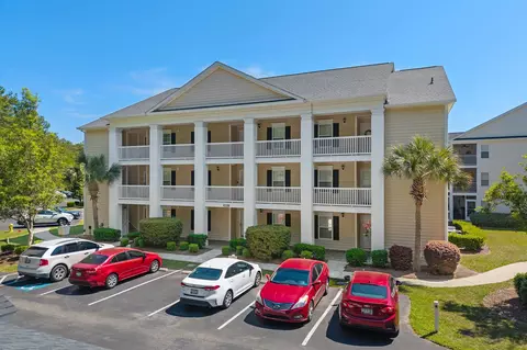631 Woodmoor Dr #302, Murrells Inlet, SC 29576