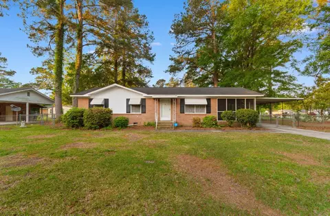 707 Rosemarie Ln, Mullins, SC 29574