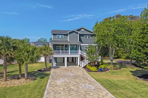 318 N Oak Dr, Surfside Beach, SC 29575