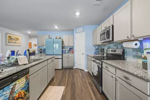 Kitchen - 927 Cherrystone Loop, Conway, SC 29526 photo 2 of 6