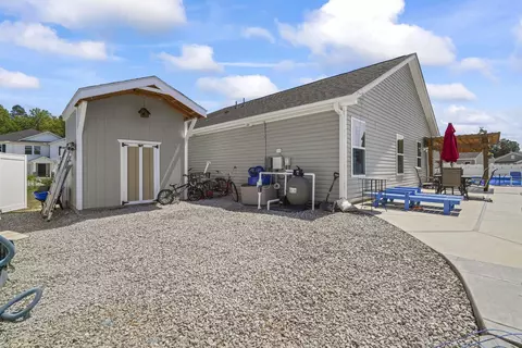 Exterior - 927 Cherrystone Loop, Conway, SC 29526 photo 8 of 9