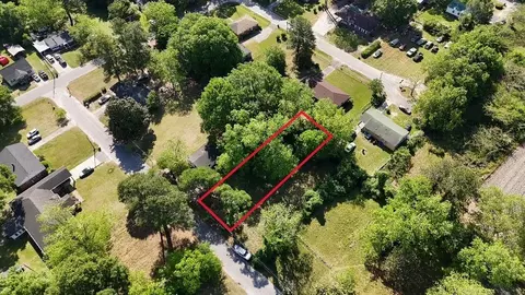 346 Dixon St, Mullins, SC 29574